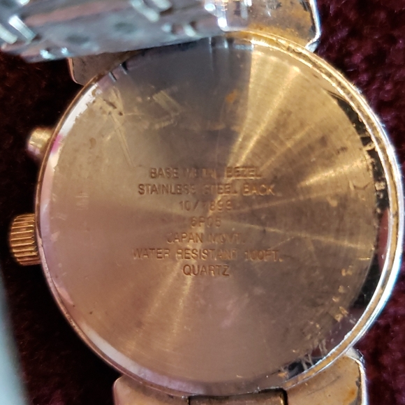 Women's Anne Klein watch, 6" circumference - Picture 9 of 16